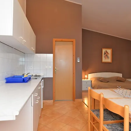 Apartments Mijo 1692 * Fažana