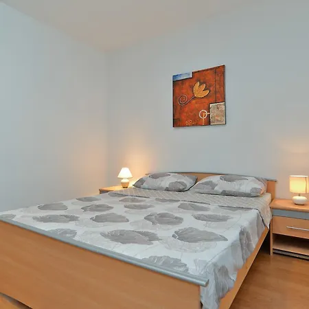Apartments Mijo 1692 * Fažana